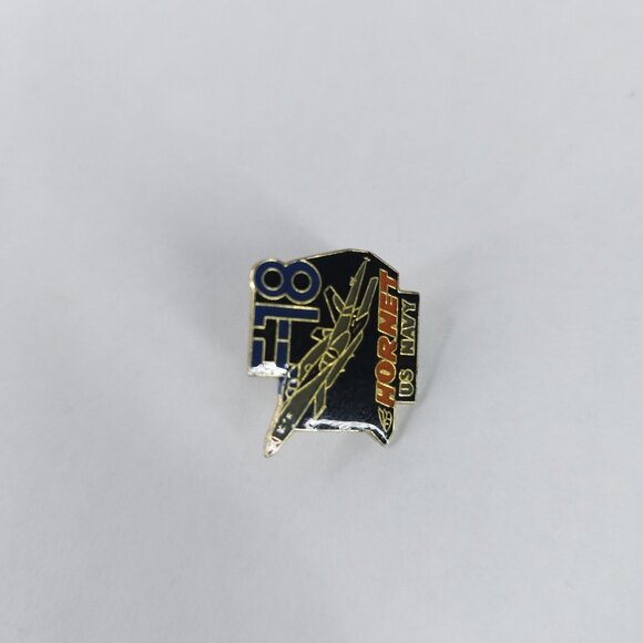 Vintage F 18 Hornet US Navy Fighter Jet Pinback Pin USN Militaria Rare Aviation - Picture 2 of 7
